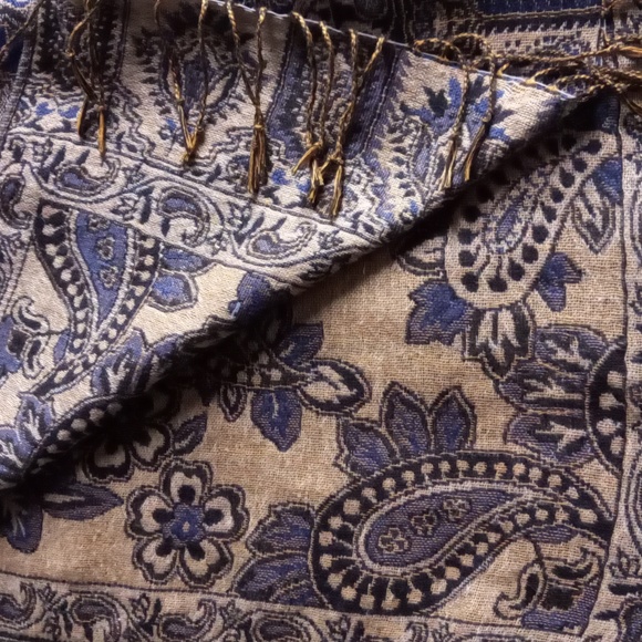 Pasily printed Scarf - Picture 4 of 5